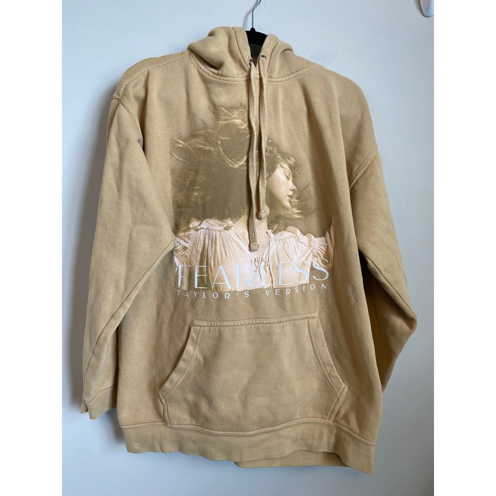 Taylor‎ Swift Fearless Taylor's Version Tan Graphic Hoodie Sweatshirt Medium